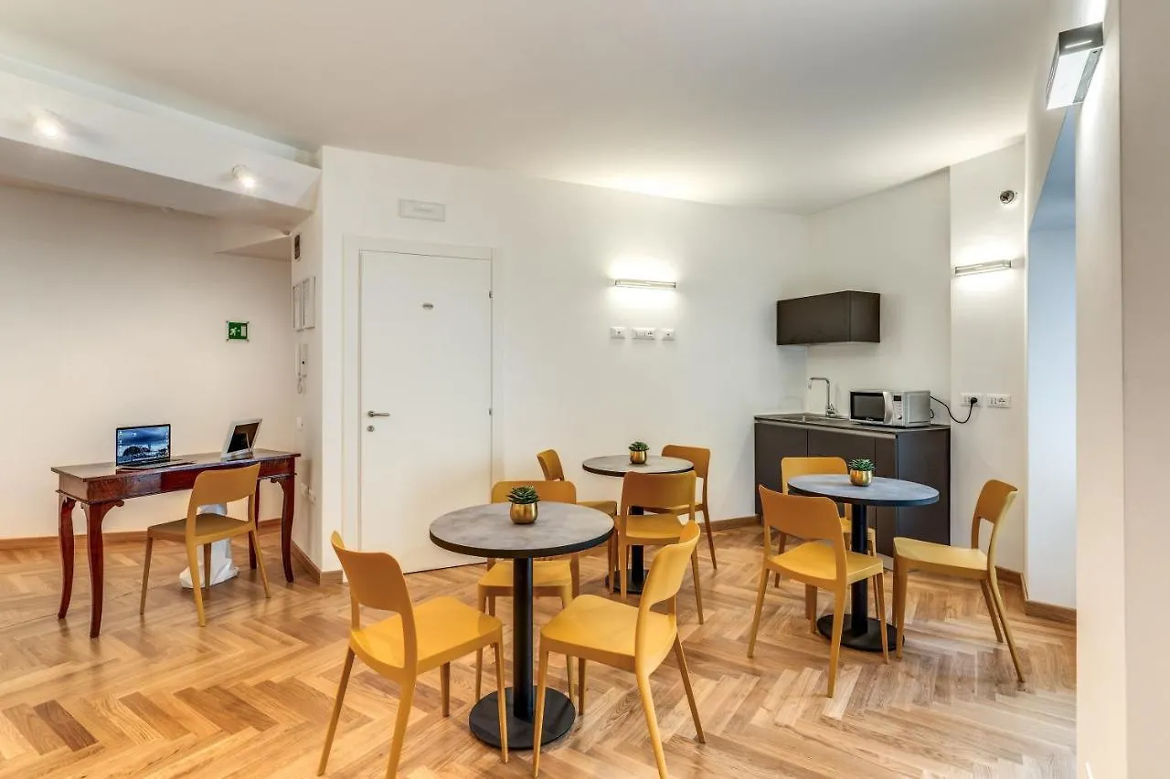Affittacamere Hotel Relais Metronia Roma